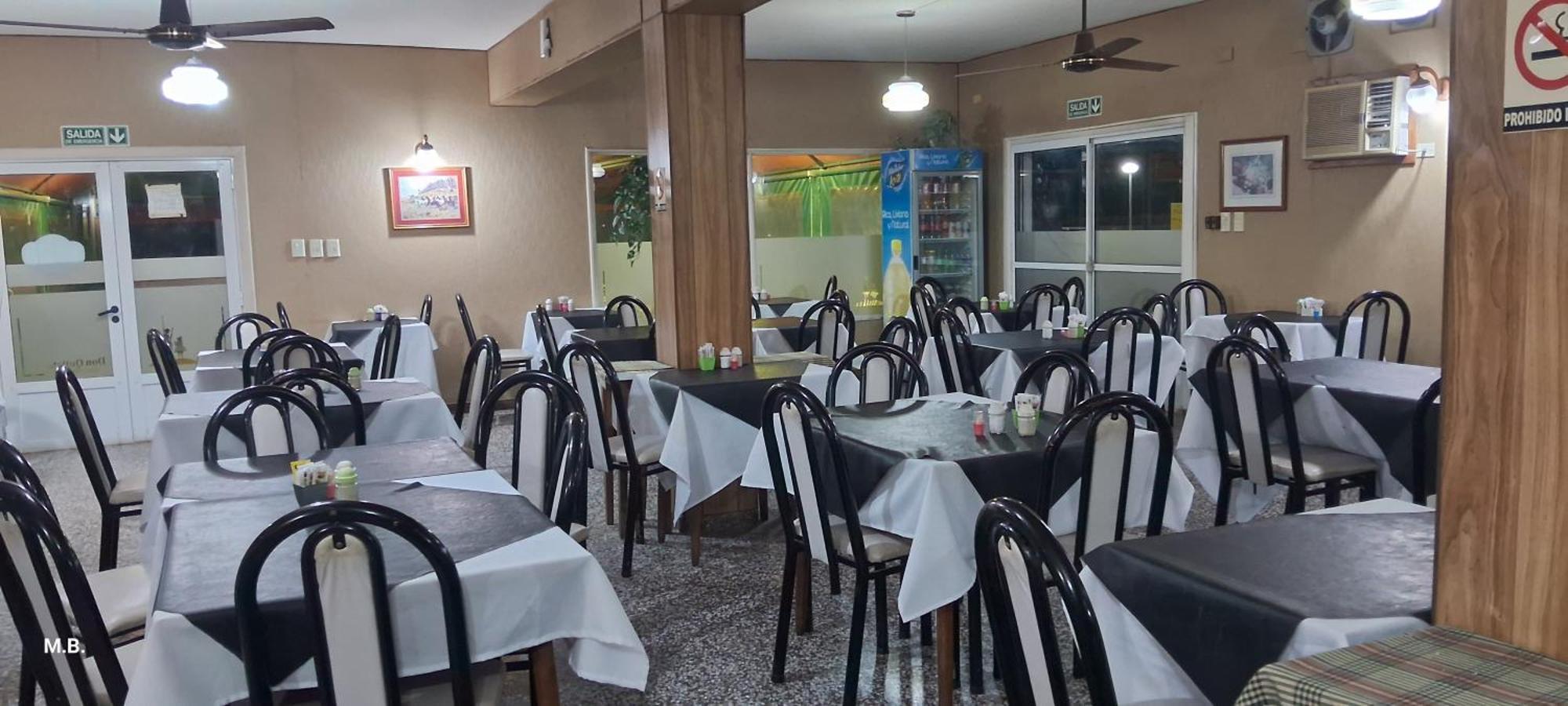 Hotel y Restaurant Don Quijote Macachín Extérieur photo